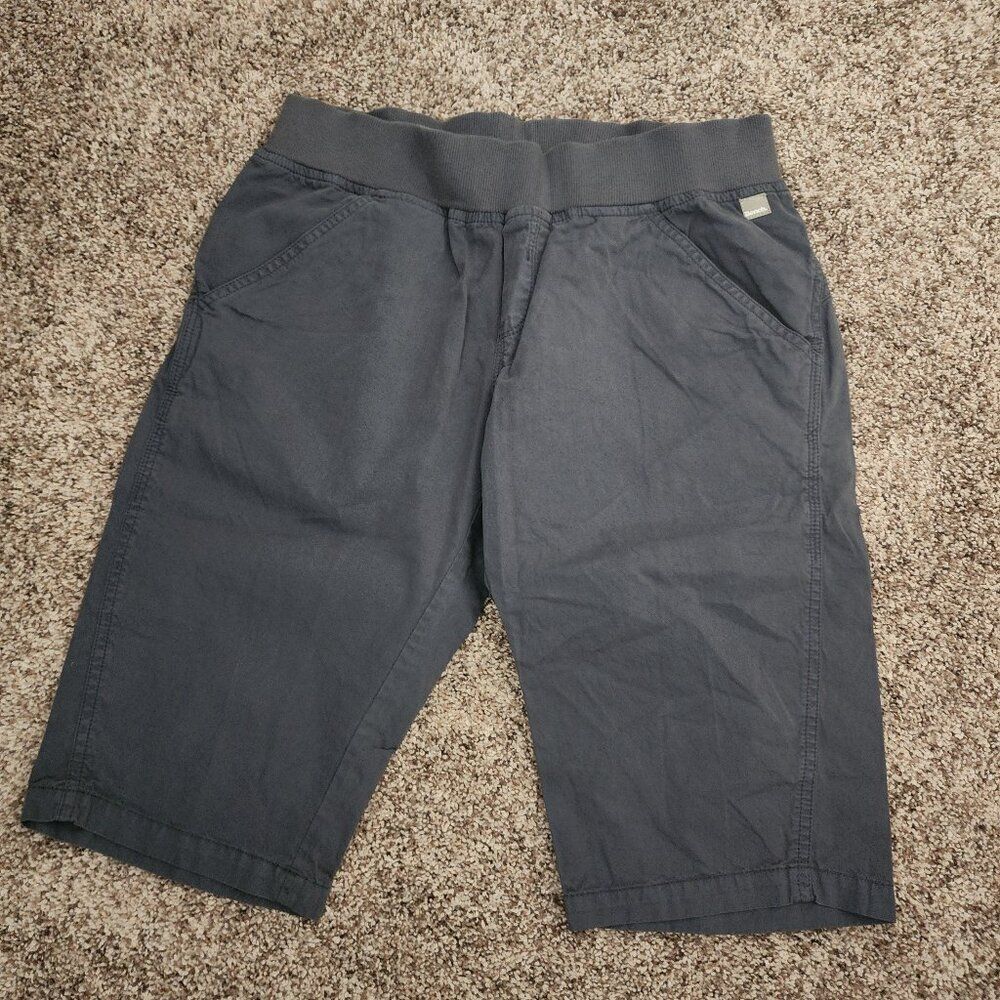 Bench Trunks Men's Gray Elastic Waist Logo Shorts Pockets NWT